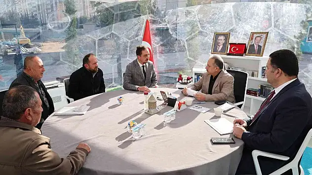 Talas'ta 'şeffaf' mesai sürüyor