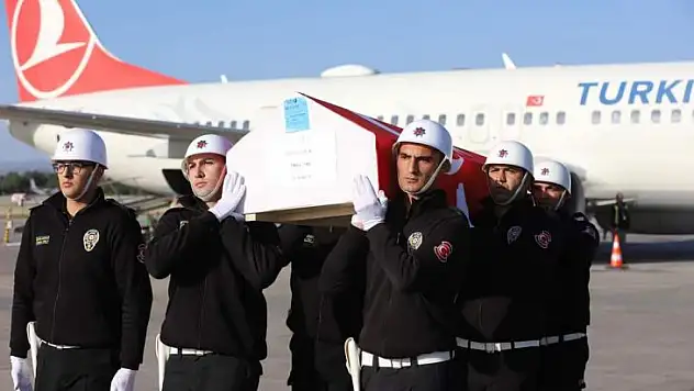Şehidin naaşı Kayseri'ye geldi...