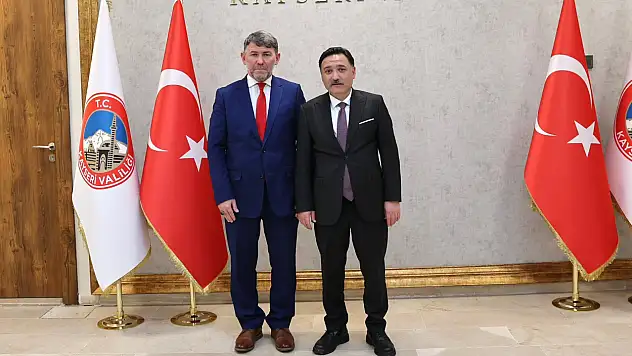 Şehirden ayrılıyor... Veda turuna başladı