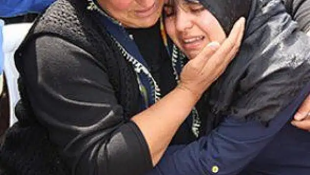 ŞEHİT EŞİNİN FERYADI YÜREKLERİ BURKTU
