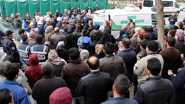 Şehit Muratdağı son yolculuğuna uğurlanıyor