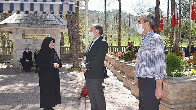 Şehit Polis Ahmet Cihan Kilci kabri başında anıldı