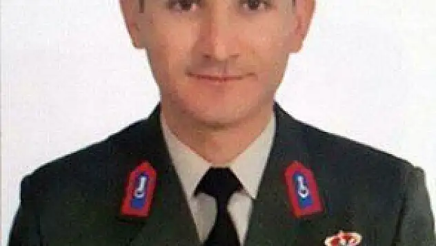 &quotBAYRAK SANA ÇOK YAKIŞMIŞ OĞLUM&quot