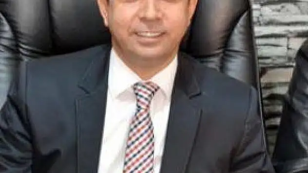  SERVİSÇİLER BELEDİYEDEN EYLEM YAPTIKLARI İÇİN ÖZÜR DİLEDİ