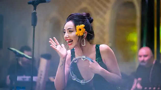 Sevilen şarkıcı Kayseri'ye geliyor!