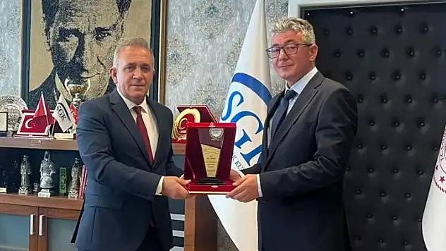 SGK Kayseri'den Tufanbeyli'ye atanan Müdüre veda