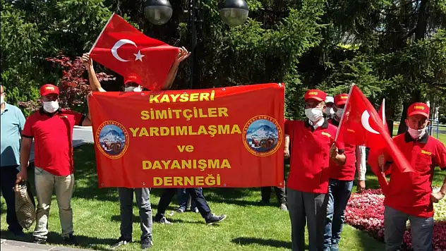 Simitçiler Büyükşehir Belediyesi önünde neden eylem yapıyor? 
