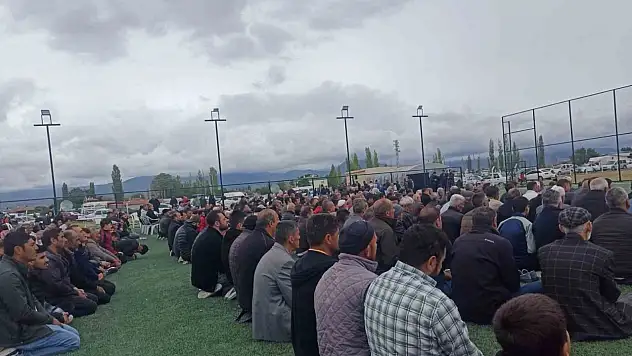 Kayseri'de eller semaya açıldı