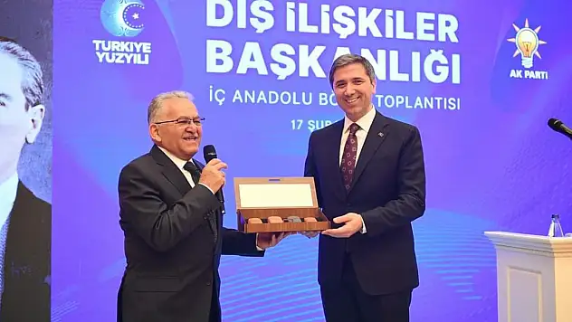 Sırakaya: 'Kardeşlerine sahip çıkan tek ülke'