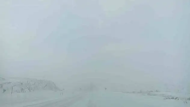 Sivas-Malatya yolu trafiğe kapatıldı