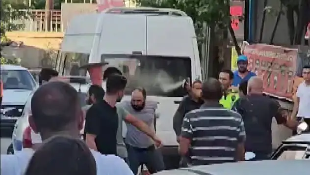 Borç meselesi yüzünden taraflar birbirine girdi