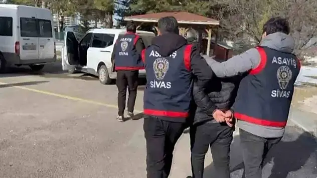 Firari 3 hükümlü yakalandı