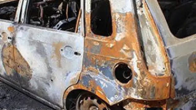 SİVAS'TA OTOMOBİL KUNDAKLAYAN ŞAHISLAR YAKALANDI
