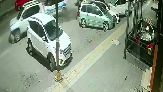 Sivas'ta film gibi kovalamaca: 4 araca çarptı, 446 bin TL ceza yedi!
