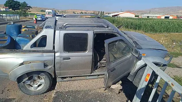 Sivas Şarkışla'da peş peşe iki trafik kazası: 4'ü çocuk çok sayıda yaralı var