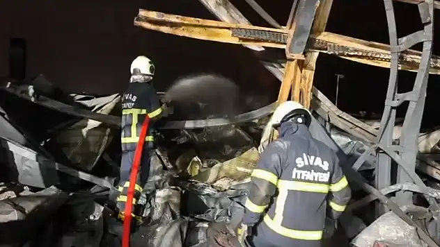 Kırıkkale'yi saran alevlere ortak mücadele