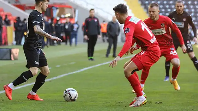 Sivasspor, ligde 7. yenilgisini aldı