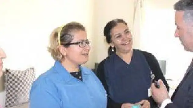 SİZİ SAĞLIK BAKANI GÖRMEK İSTİYORUZ!