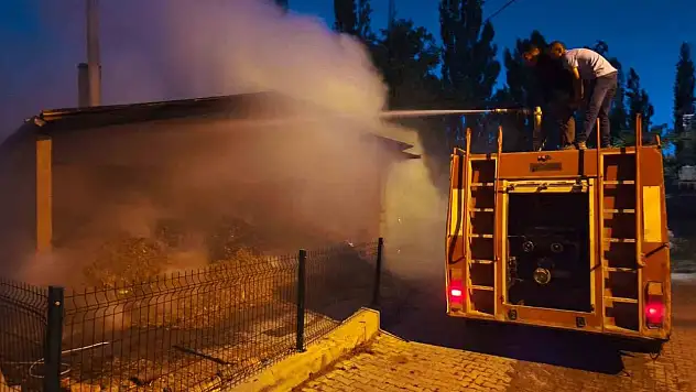 Yufka üretim tesisinde yangın