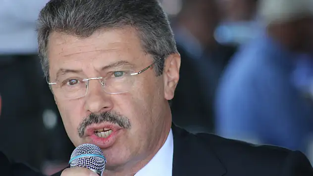 Şok iddia: Akay gözaltına alındı mı?