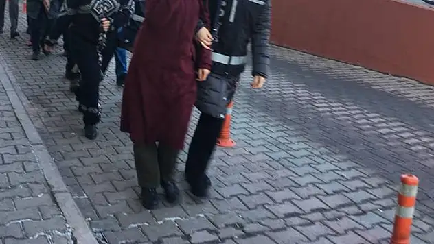 Son Dakika... FETÖ'den gözaltına alınan 6 kişi hakim karşısında