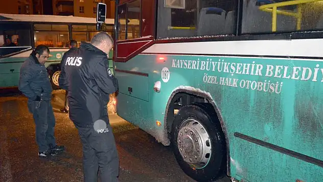 Son dakika... Otobüse silahlı saldırı düzenleyen şahıs tutuklandı!
