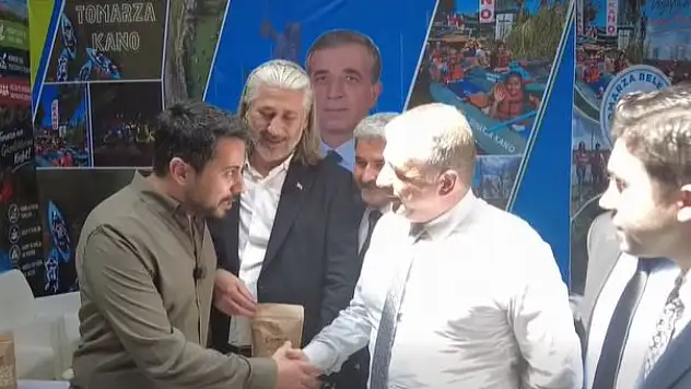 Sosyal medya fenomeni Kayserili başkanla bir araya geldi