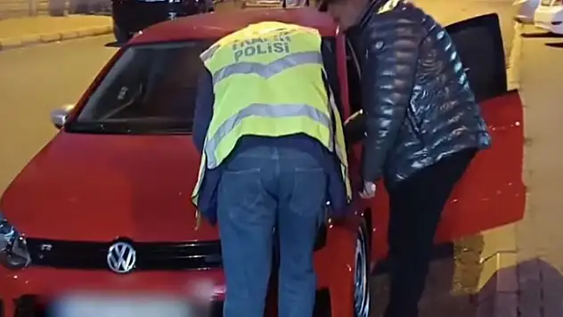 Sosyal medyada gösteri, trafikte ceza!