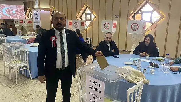 Yeniden başkan seçildi