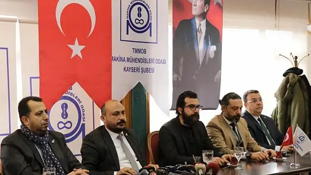 Yeniden başkan adaylığını açıkladı