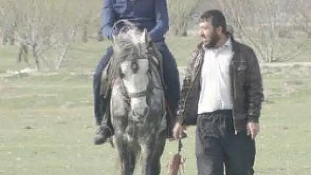 SULTAN SAZLIĞI'NDA ATLI SAFARİ KEYFİ