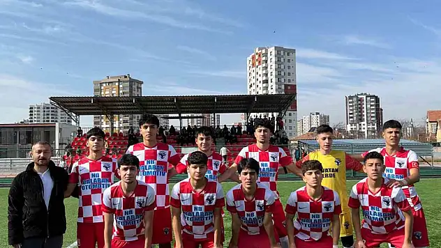 Sungur FK ligde kaldı!