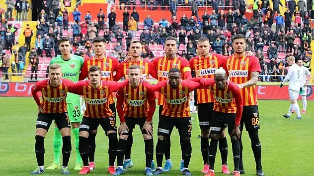 Süper Lig: Kayserispor: 0 - Konyaspor: 1 (Maç devam ediyor)
