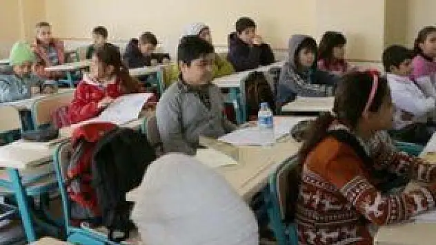 SURİYE VE IRAKLILAR TÜRKÇE ÖĞRENİYOR