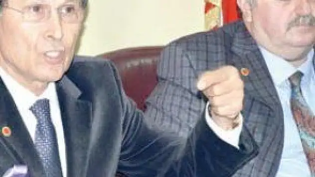 'SURİYELİLERLE BİRLİKTE HASTALIKLAR DA İŞSİZLİKTE ARTACAK'