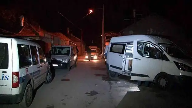 Tabancayla başından vurulan şahıs ağır yaralandı