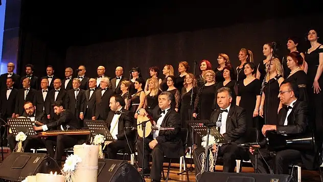 Tabip Odası Korosu konser verdi