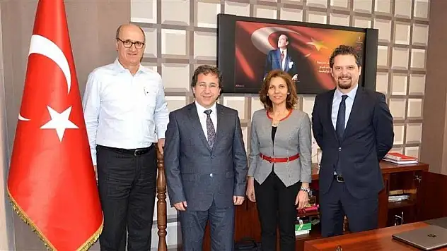 TAHUD'dan İl Sağlık Müdürü Ali Ramazan Benli'ye Hayırlı Olsun Ziyareti