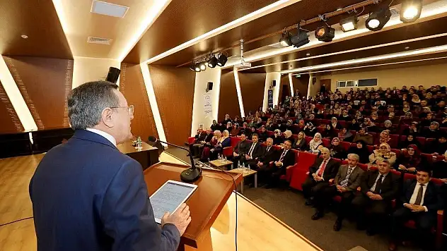 Talas Belediyesi'nde 'Nasıl okuyalım?' programı düzenlendi