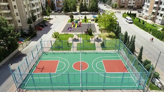 Talas'ın Spor Sahaları Yenileniyor