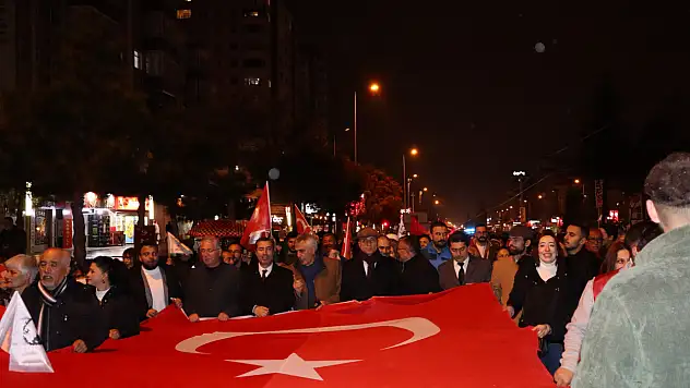 Talas'ta anlamlı yürüyüş!