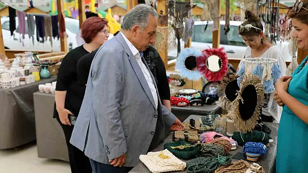 Kadın üreticilerden bayrama özel el emeği ürünler
