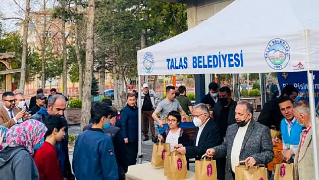 Talas'ta 'Biz pişirelim siz ulaştırın' Bu Ramazan'da da devam ediyor