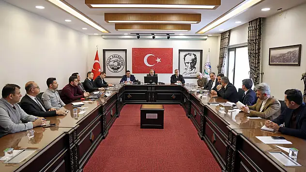 Talas'ta hizmet zirvesi