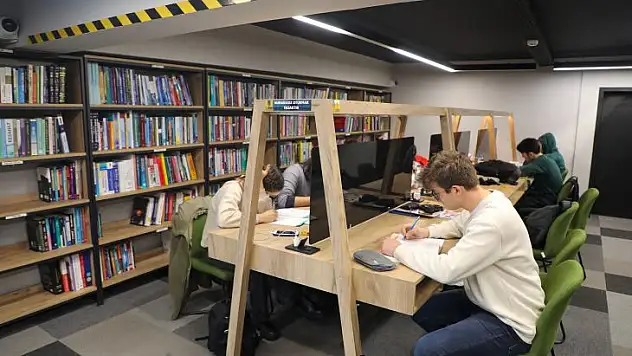 Talas'ta kütüphanelere yoğun ilgi