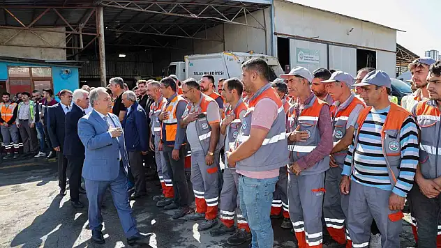 Talas'ta mesai bayramlaşma ile başladı!