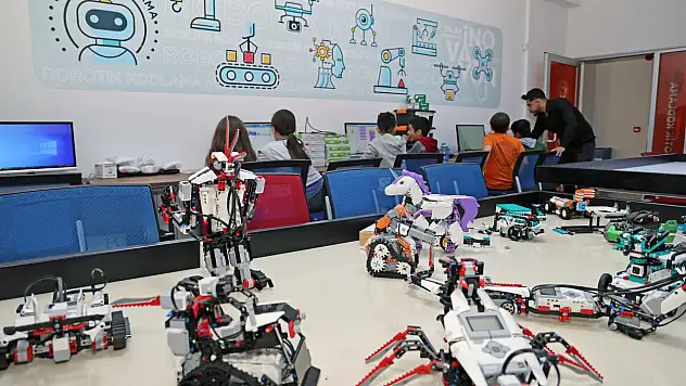 Talas'ta robotik ve 3B tasarım kursları başladı