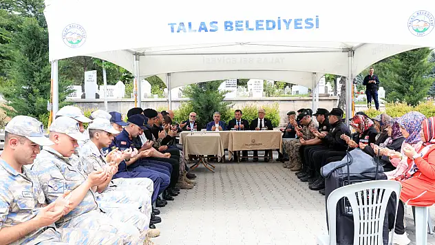 Talas'ta şehitler dualarla yâd edildi
