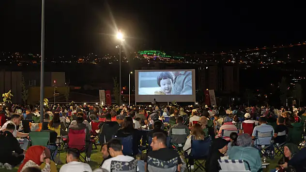 Talas'ta unutulmaz gece: Binlerce kişi 'Ayla' için buluştu