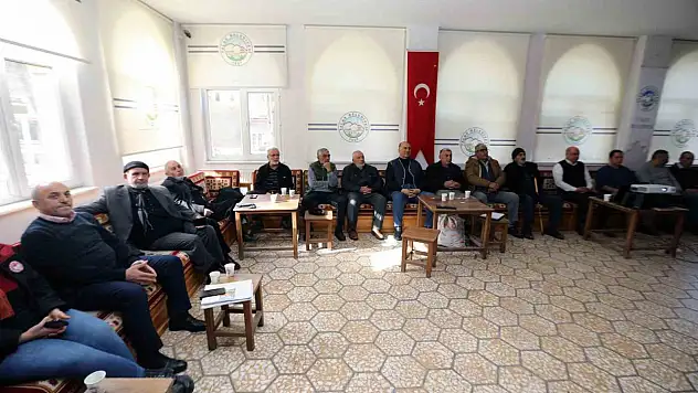 Belediye çiftçileri bilgilendirdi